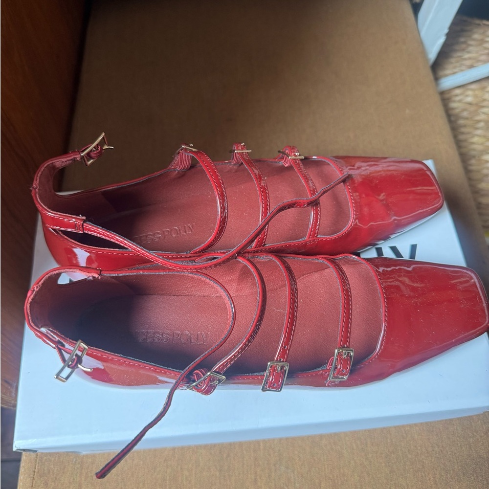 Zumma Flats Red Patent Leather Sz 7 Women's Shoes - With Box!